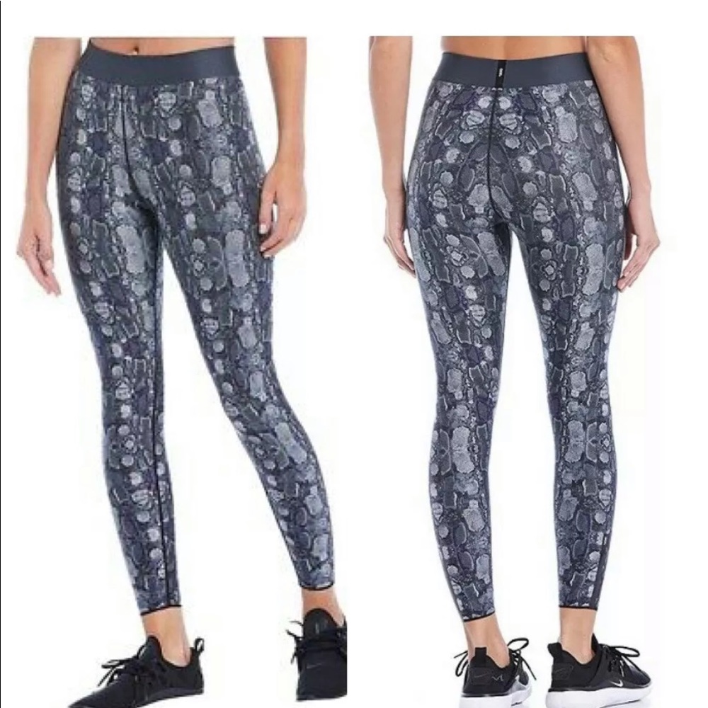 Cor leggings designed by Ultracor